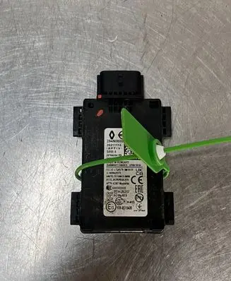 Renault Austral Trunk lid opening control unit 284N08003R