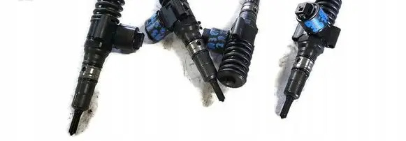 Audi A3 S3 8P Fuel injector 03G120073G