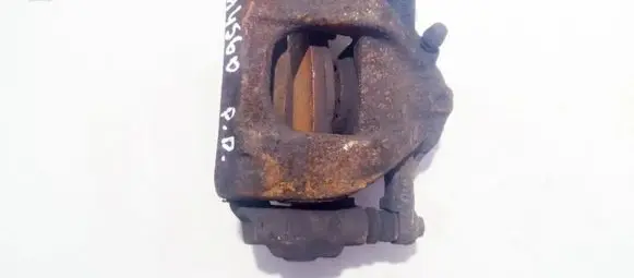 Toyota Auris 150 Front brake caliper