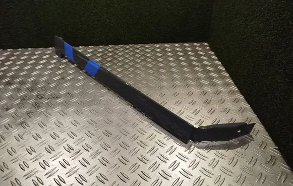 Mercedes-Benz Citan II W420 Sliding door rail trim 777465904R