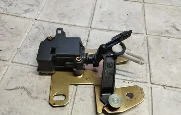 Central locking motor