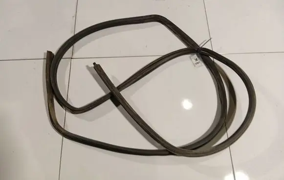 Peugeot 807 Rubber seal rear door