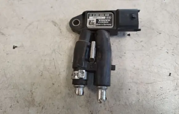 Volvo V40 Exhaust gas pressure sensor 0281006208