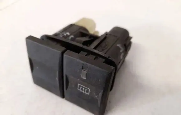 Windscreen/window heater switch