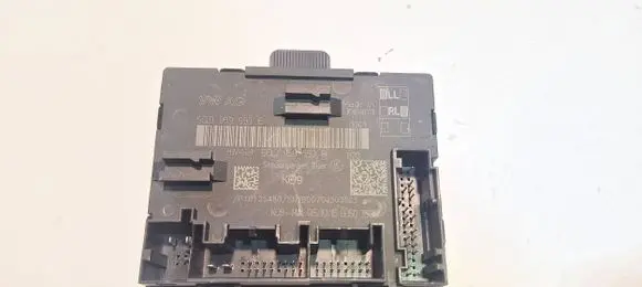 Skoda Superb B8 (3V) Door control unit/module 5Q0959593B 5Q0959593E