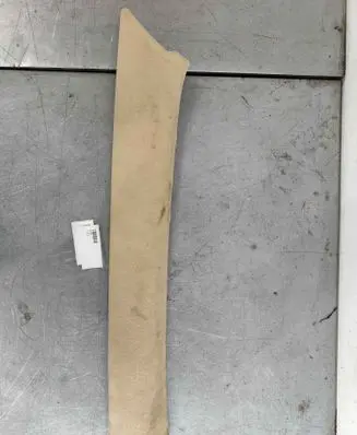 Maserati Quattroporte (A) pillar trim 6528