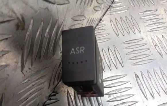 Volkswagen PASSAT B5.5 Traction control (ASR) switch 3B0927133A
