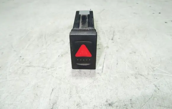 Volkswagen PASSAT B5 Hazard light switch 3B0953235B