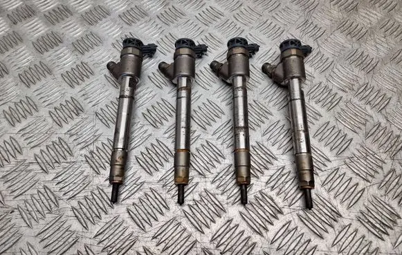 Ford Focus Fuel injectors set 9828959880