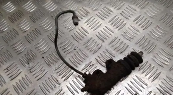 Toyota Avensis Verso Clutch slave cylinder 