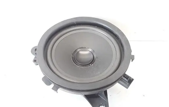 Volvo XC90 Front door speaker 8633109