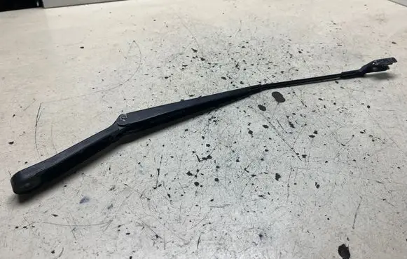 Seat Ibiza III (6L) Front wiper blade arm 6L1955410E