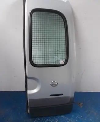 Nissan Kubistar Rear door