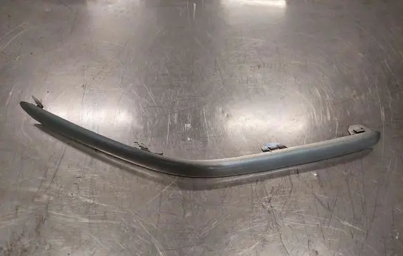 Toyota Avensis T250 Front bumper splitter molding 5271205020