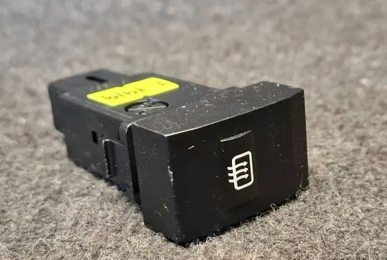 KIA Sorento Windscreen/window heater switch 937103E000