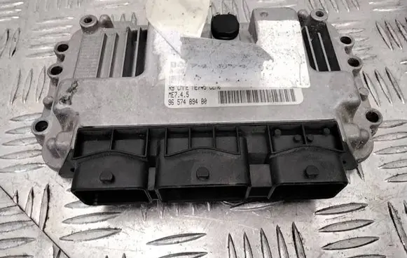 Citroen C4 I Engine control unit/module 9652552380 0261208491
