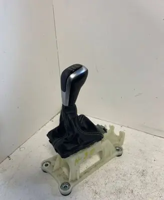 Volvo S60 Gear shifter/selector 1000301099