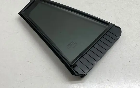 Subaru Crosstrek III Rear vent window glass 62012FN12A 62012FN120 62284FN00A
