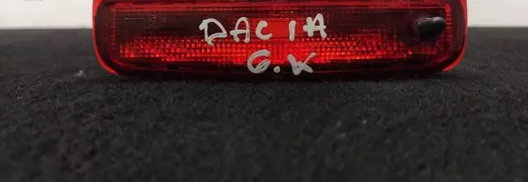 Third/center stoplight