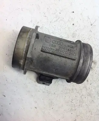 Audi A6 S6 C5 4B Mass air flow meter 059906461D AFH7025C