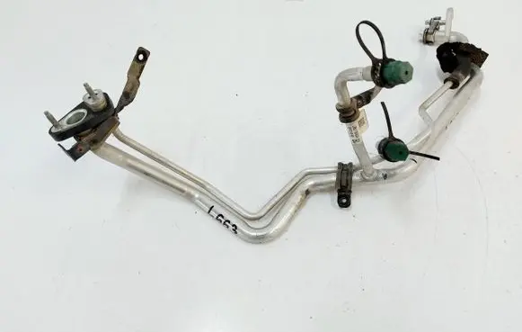 Land Rover Defender Air conditioning (A/C) pipe/hose L8B2-19A834-EC