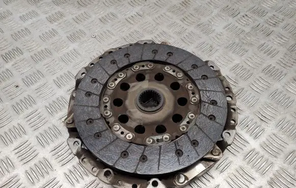 BMW 3 F30 F35 F31 Clutch set kit 7609945 7609946