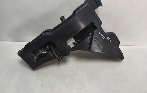 Audi A5 Windshield washer fluid reservoir/tank 8W6955451E