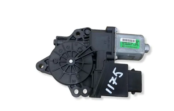 KIA Ceed Front door window regulator motor 82450A2710 617014701 JD3L3C13