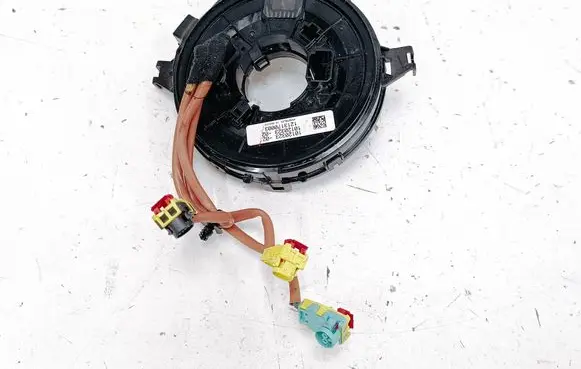 Chrysler Pacifica Airbag slip ring squib (SRS ring) 10120323 1012032302