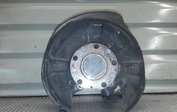 Audi A4 S4 B7 8E 8H Rear wheel hub spindle/knuckle