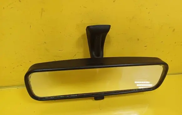 Toyota Yaris Rear view mirror (interior) 015709