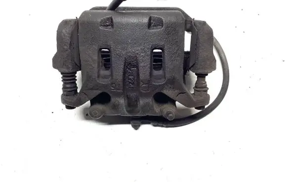 Nissan Qashqai+2 Front brake caliper