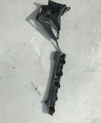 Opel Astra J Rear bumper mounting bracket 13266755