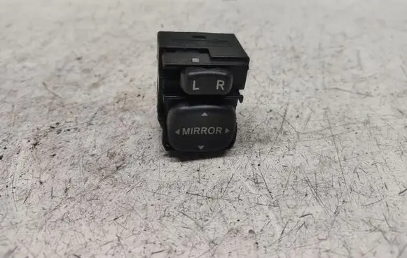 Toyota Corolla E120 E130 Wing mirror switch