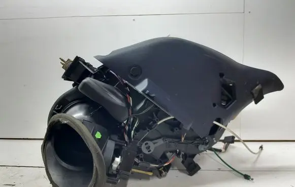 Peugeot 1007 Interior heater climate box assembly 96505768XT
