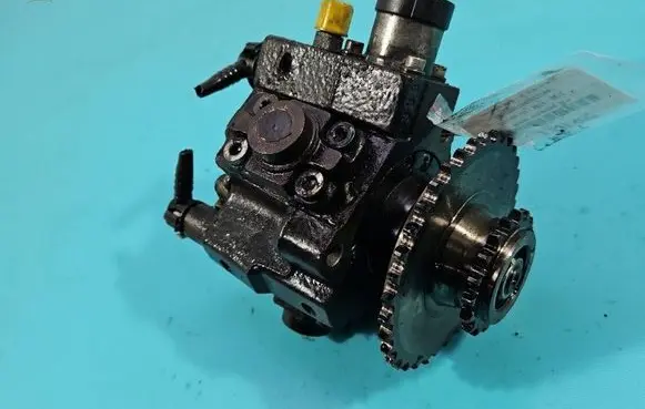 Hyundai i30 Fuel injection high pressure pump 0445010124 IMPRK1531057