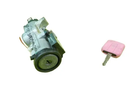 Nissan Qashqai+2 Ignition lock N0502825