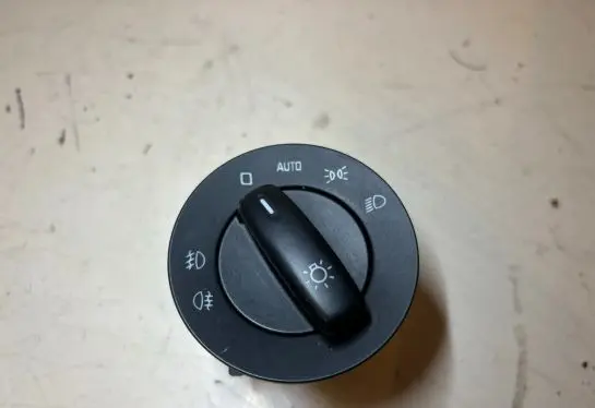 Skoda Yeti (5L) Light switch 5L0941431E