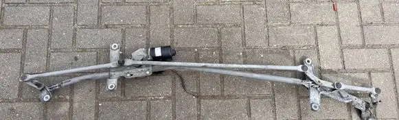 Mercedes-Benz Vito Viano W639 Front wiper linkage and motor A6398200040