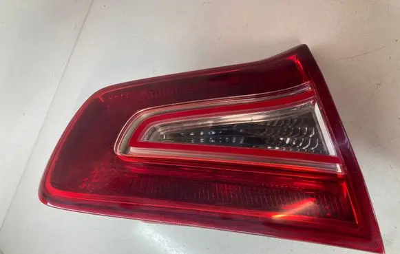 KIA Sportage Tailgate rear/tail lights