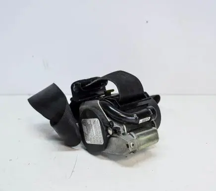 Audi A4 S4 B7 8E 8H Front seatbelt 8H0857706C