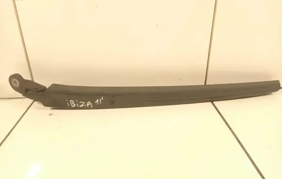 Seat Ibiza IV (6J,6P) Rear wiper blade arm