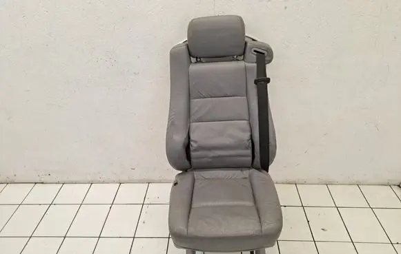 Front passenger seat