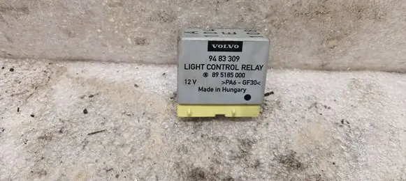 Volvo S70 V70 V70 XC Light relay 9483309 895185000