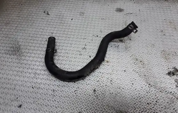 Ford Mondeo Mk III Engine coolant pipe/hose