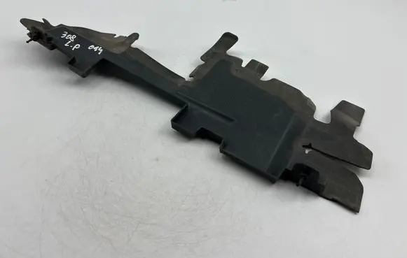 Peugeot 308 Intercooler air guide/duct channel 9678526080