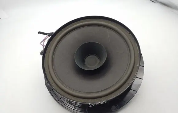 Volkswagen Jetta VI Rear door speaker 5C6035710