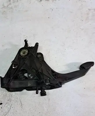 Skoda Octavia Mk3 (5E) Clutch pedal 5Q2721059FT
