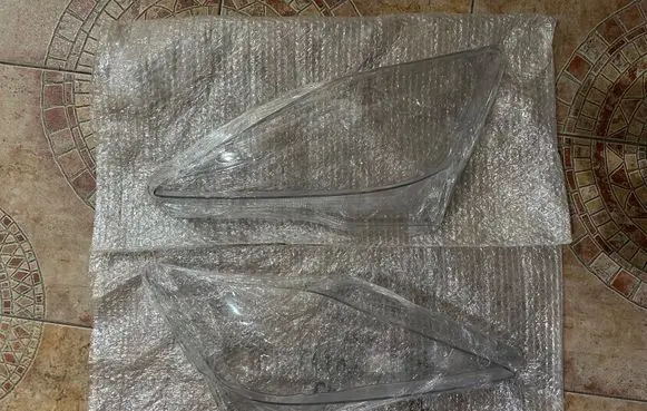Lexus IS 220D-250-350 Headlight lense