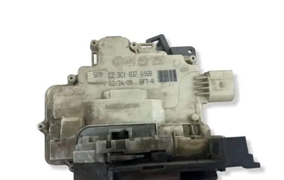 Skoda Superb B6 (3T) Front door lock 3C1837016B